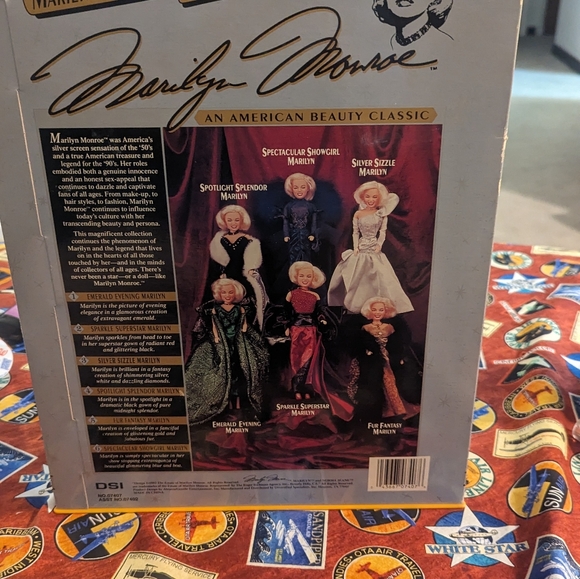 NEW MARILYN MONROE DOLL VINTAGE DATED 1993 COLLECTORS SERIES MAKE OFFER - Picture 2 of 3